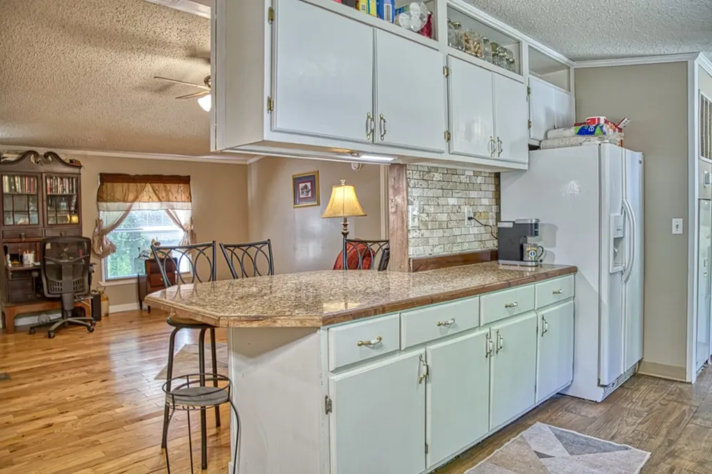 299 Poor House Hollow Lane Gainesboro TN 38562
