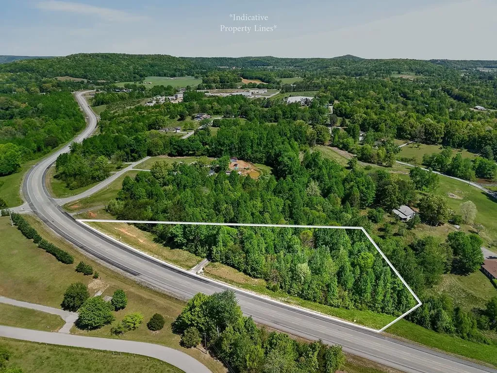 2.4AC Monterey Highway Livingston TN 38570