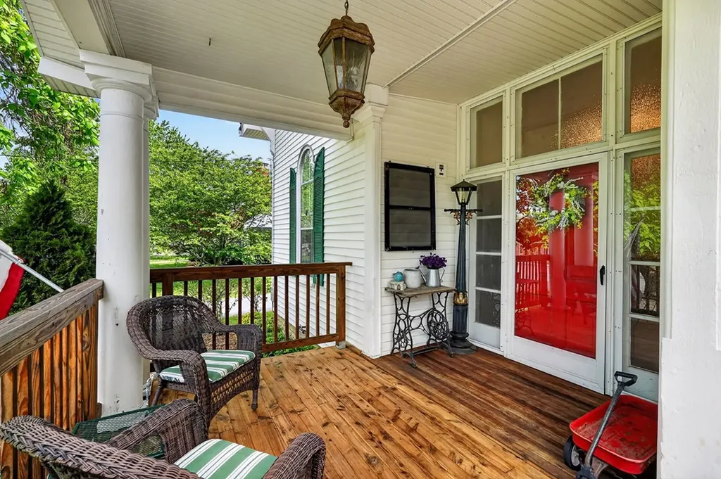 105 Roberts Street Livingston TN 38570