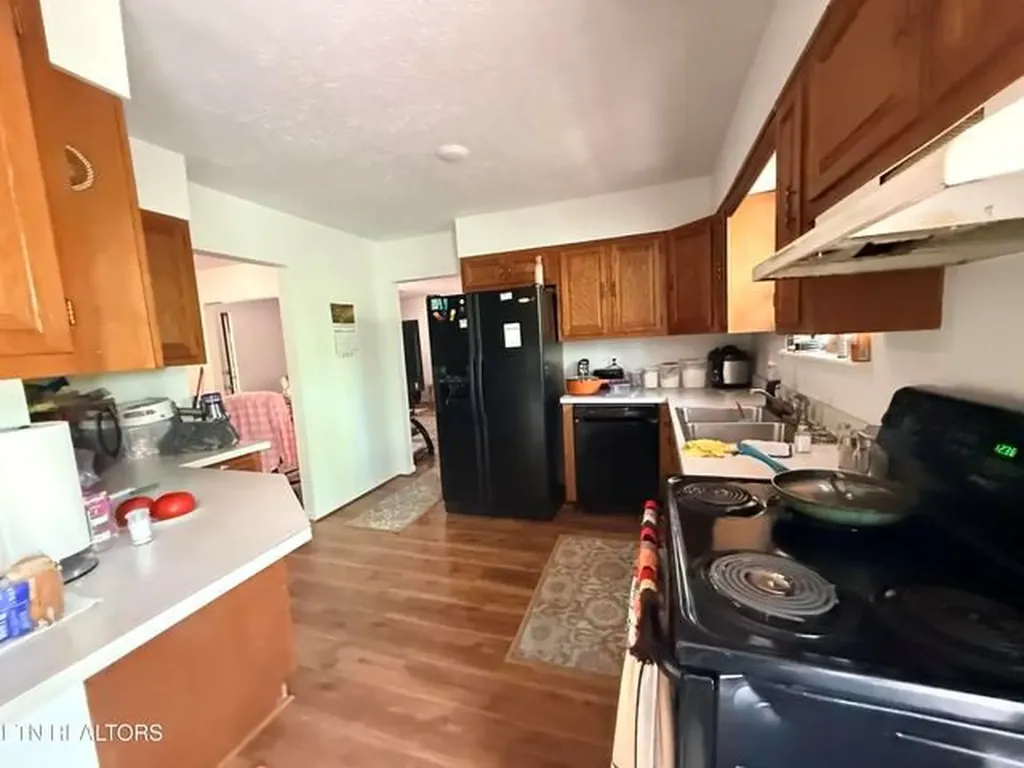 549 Yellow Cliff Estates Road Jamestown TN 38556-2123