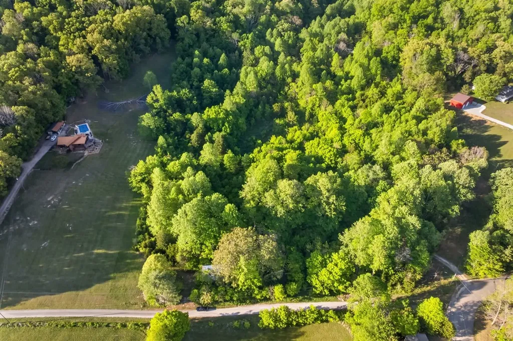 23 Ac Genes Road Sparta TN 38583