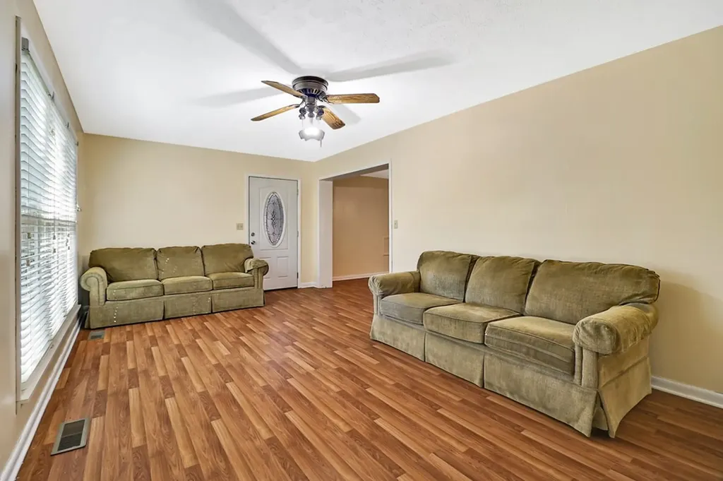 Jamestown TN 38556