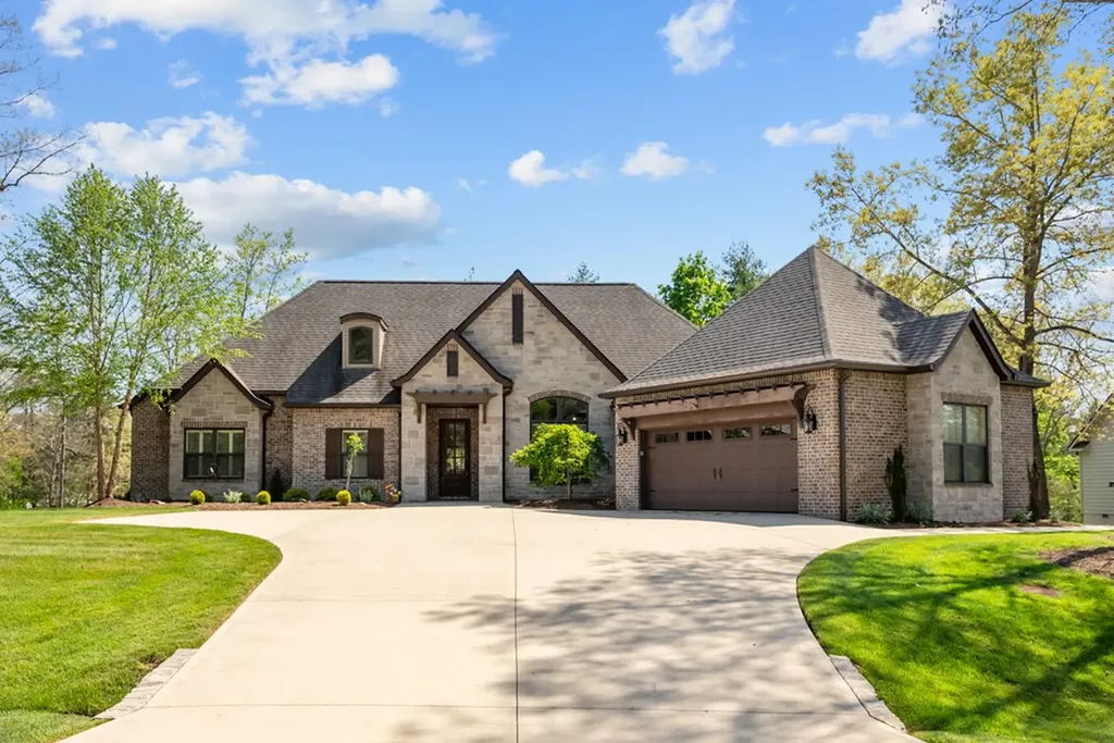 125 Minetta Drive Crossville TN 38558