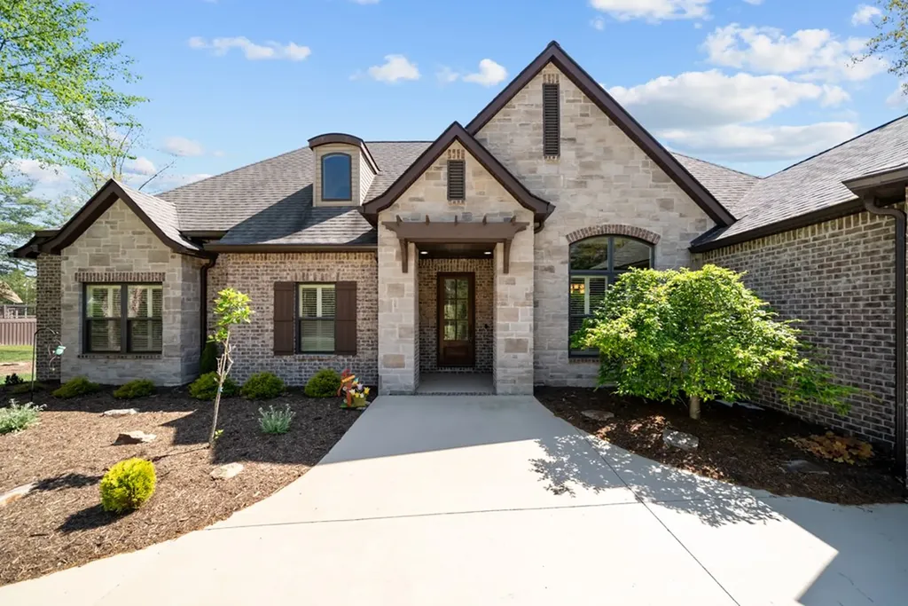 125 Minetta Drive Crossville TN 38558