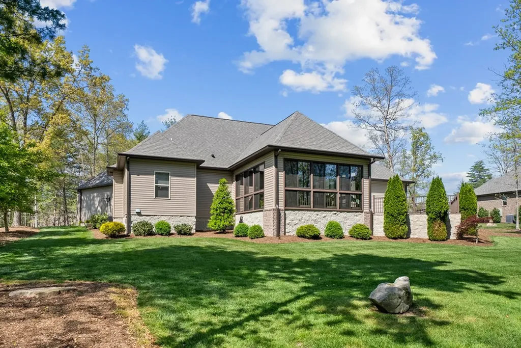 125 Minetta Drive Crossville TN 38558
