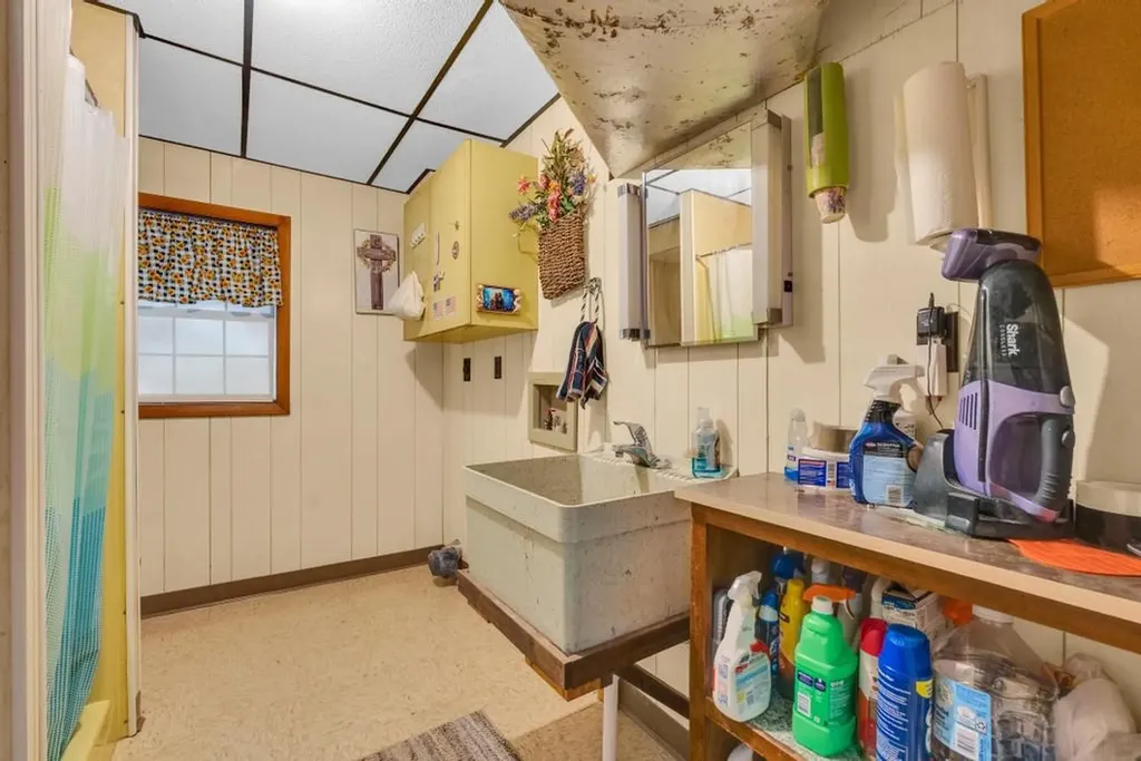 1992 Locke Bend Road Mcminnville TN 37110