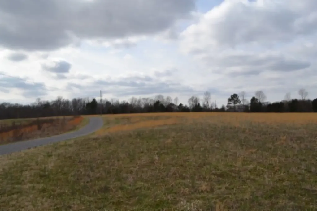 Lot 3 Sunset Drive Smithville TN 37166