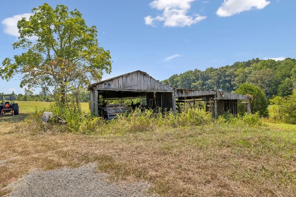 Sparta TN 38583