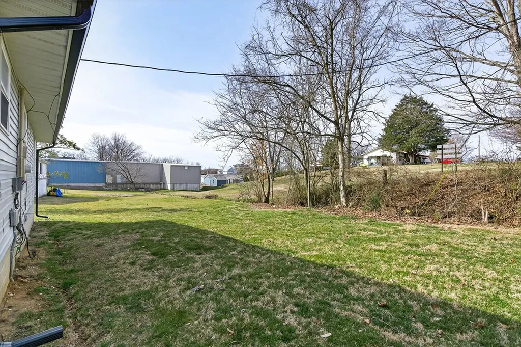 277 Dyer Cookeville TN 38501