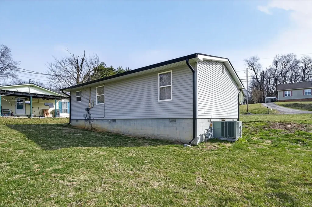 277 Dyer Cookeville TN 38501