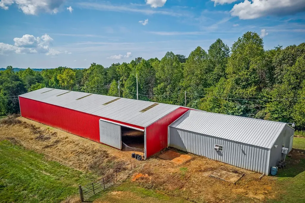 425 Baptist Ridge Highway Hilham TN 38568