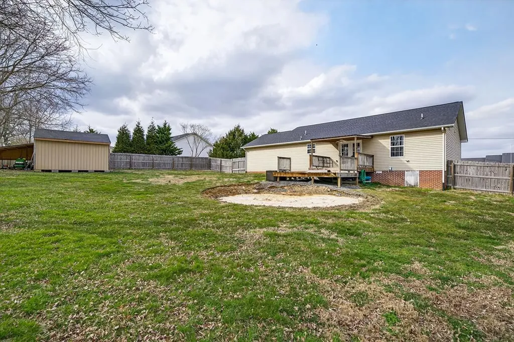 4535 Ewing Drive Baxter TN 38544