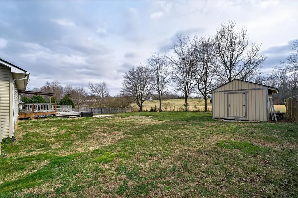 4535 Ewing Drive Baxter TN 38544
