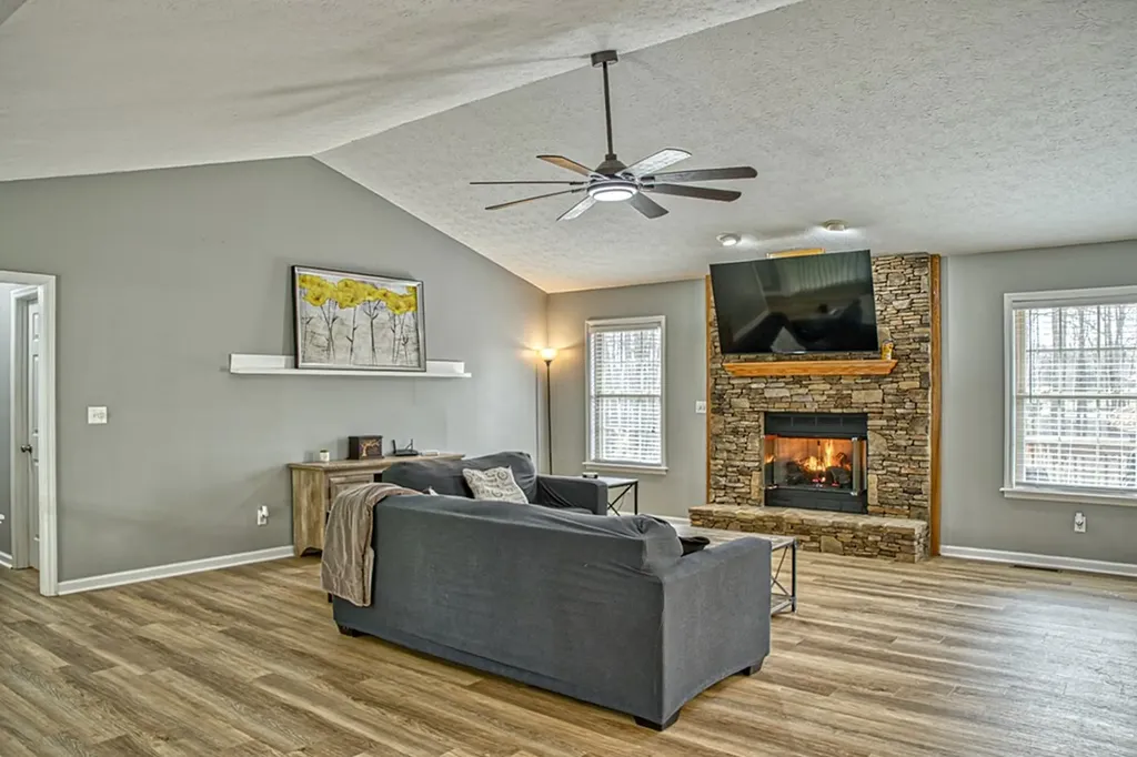 715 Stoneybrook Court Cookeville TN 38506