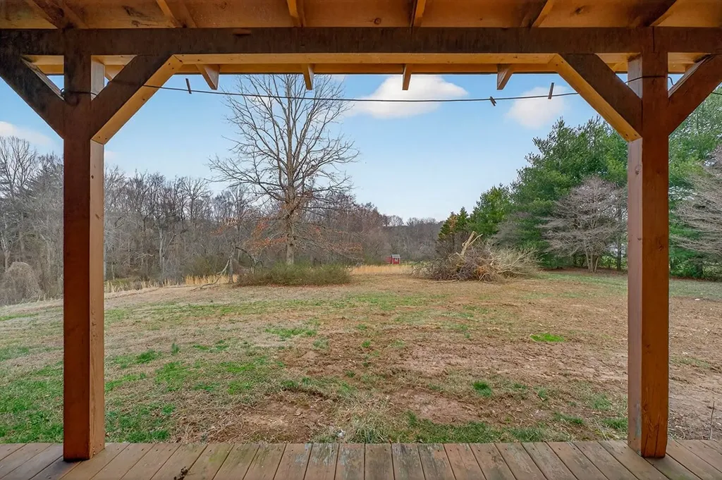 539 Peach Avenue Morrison TN 37357