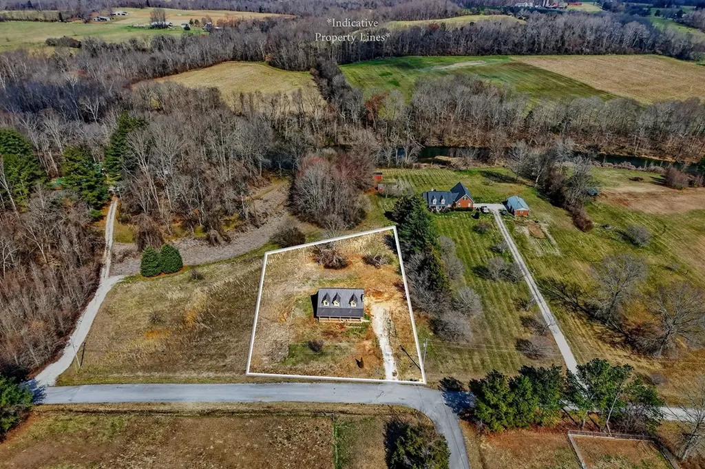 539 Peach Avenue Morrison TN 37357