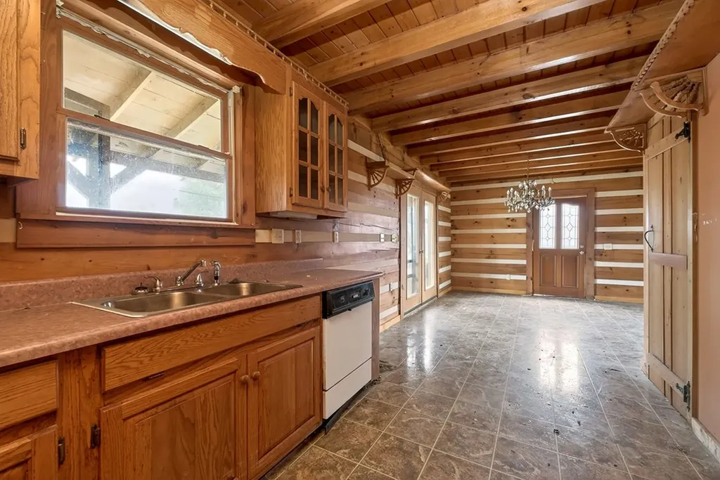 539 Peach Avenue Morrison TN 37357