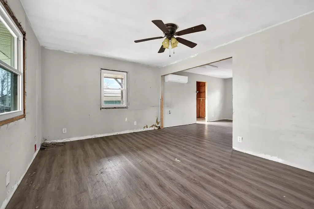 101 S Mill Street Morrison TN 37357