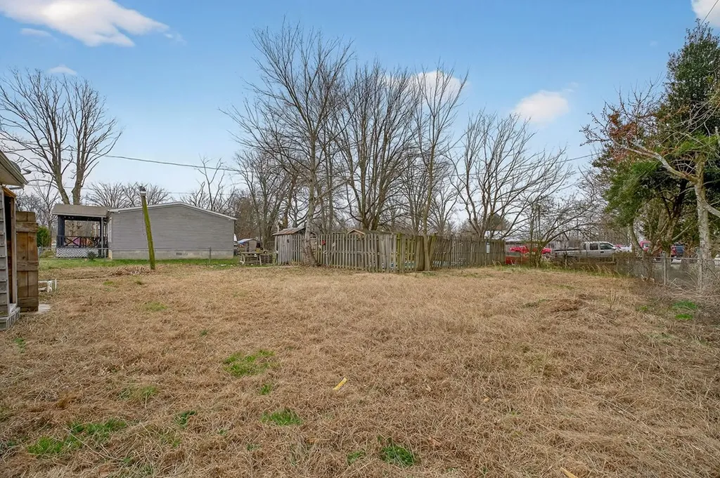 101 S Mill Street Morrison TN 37357