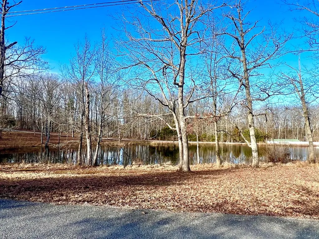26 & 27 Star Point Road Jamestown TN 38556