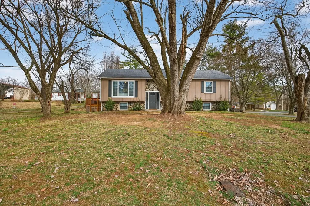 3213 Haney Drive Cookeville TN 38506