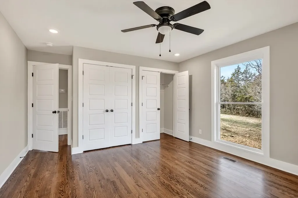 698 Mike Muncey Road Mcminnville TN 37110