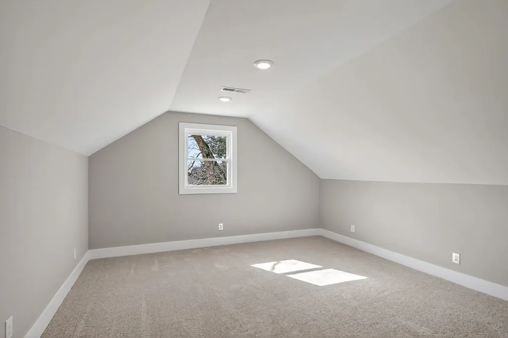 698 Mike Muncey Road Mcminnville TN 37110