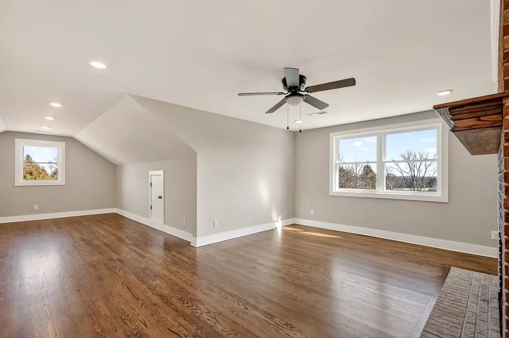 698 Mike Muncey Road Mcminnville TN 37110