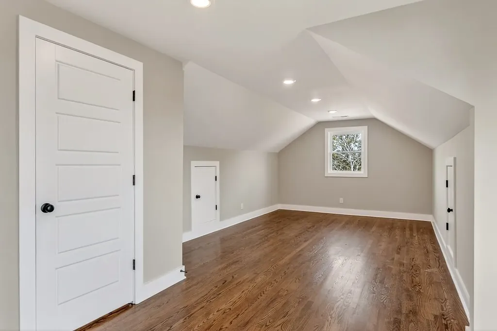 698 Mike Muncey Road Mcminnville TN 37110