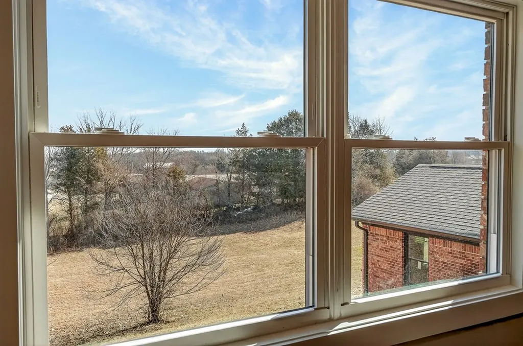 698 Mike Muncey Road Mcminnville TN 37110