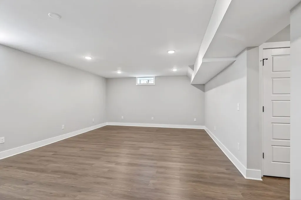 698 Mike Muncey Road Mcminnville TN 37110