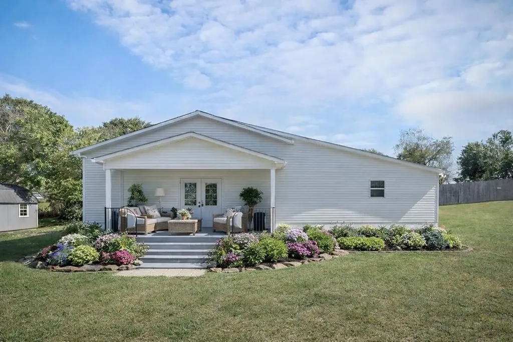 150 Tabernacle Road Smithville TN 37166