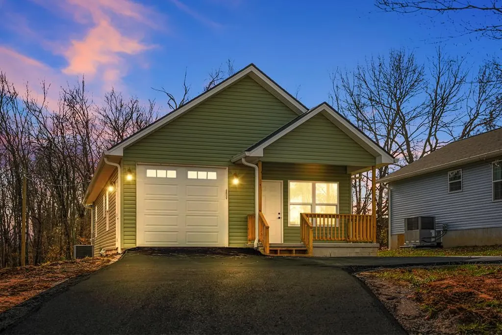 356 Dayton Avenue Crossville TN 38555