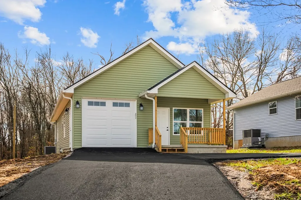 356 Dayton Avenue Crossville TN 38555