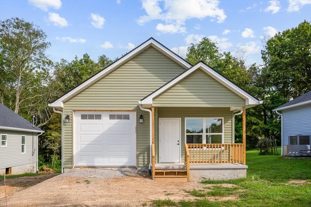 356 Dayton Avenue Crossville TN 38555