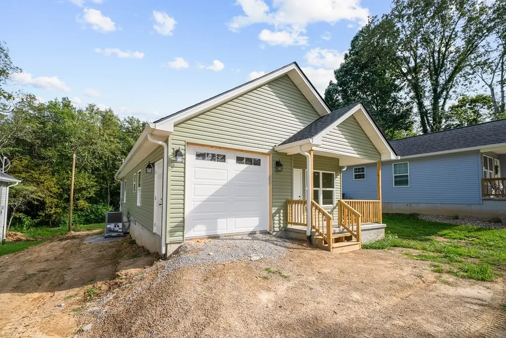 356 Dayton Avenue Crossville TN 38555