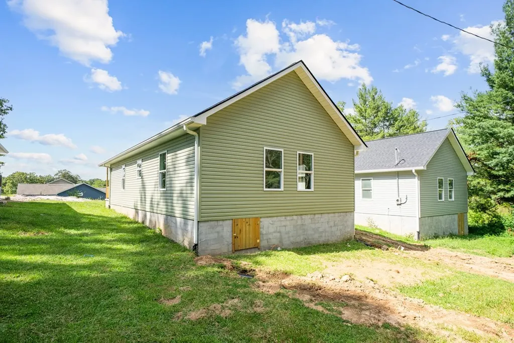 356 Dayton Avenue Crossville TN 38555