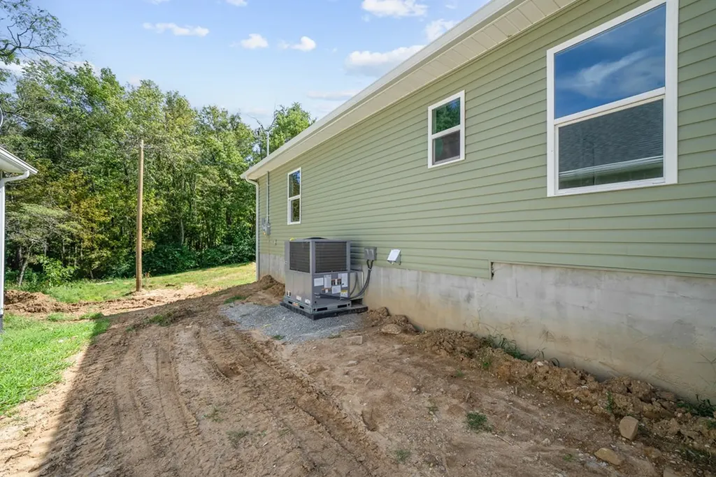 356 Dayton Avenue Crossville TN 38555