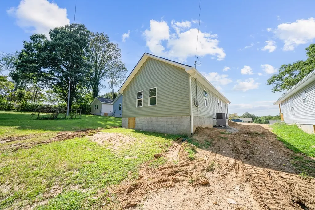 356 Dayton Avenue Crossville TN 38555