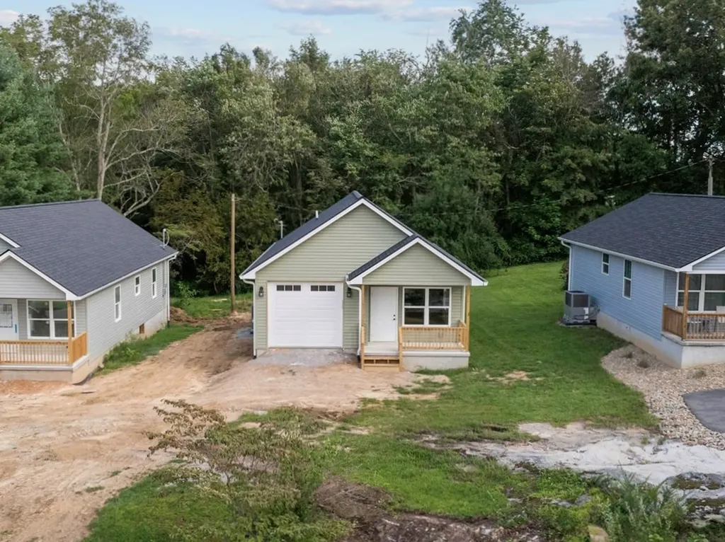 356 Dayton Avenue Crossville TN 38555