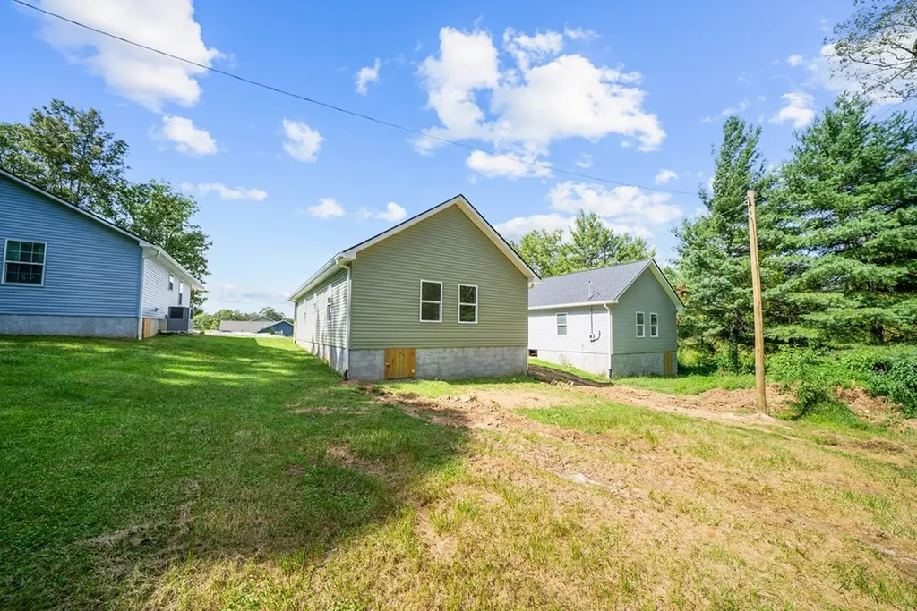 356 Dayton Avenue Crossville TN 38555