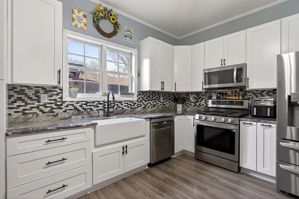 1375 Roberts Matthews Highway Sparta TN 38583