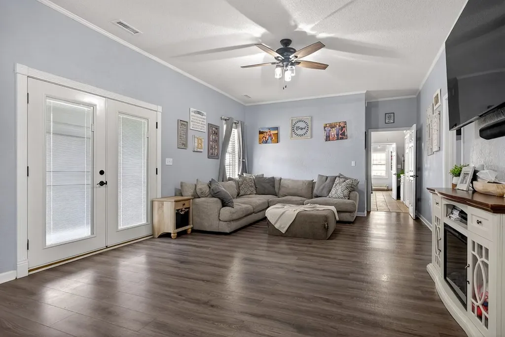 1375 Roberts Matthews Highway Sparta TN 38583