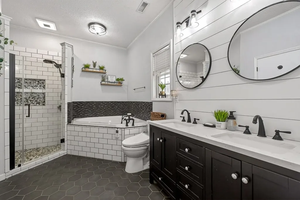 1375 Roberts Matthews Highway Sparta TN 38583