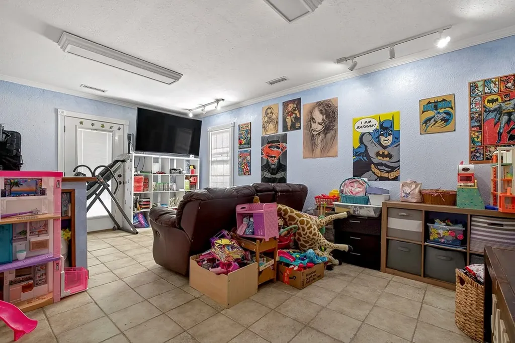 1375 Roberts Matthews Highway Sparta TN 38583