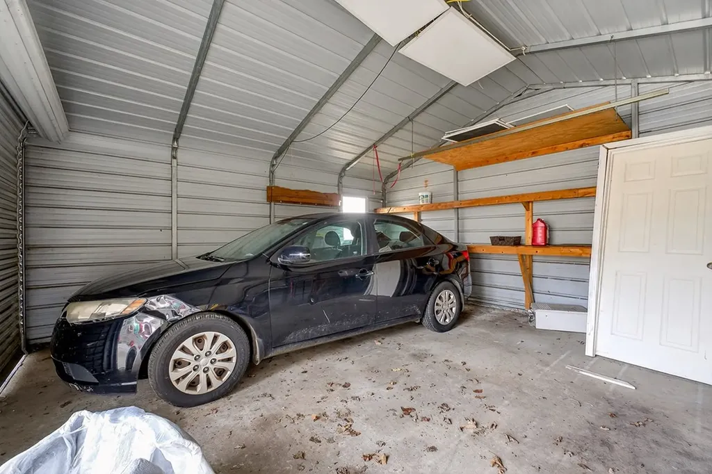 1375 Roberts Matthews Highway Sparta TN 38583