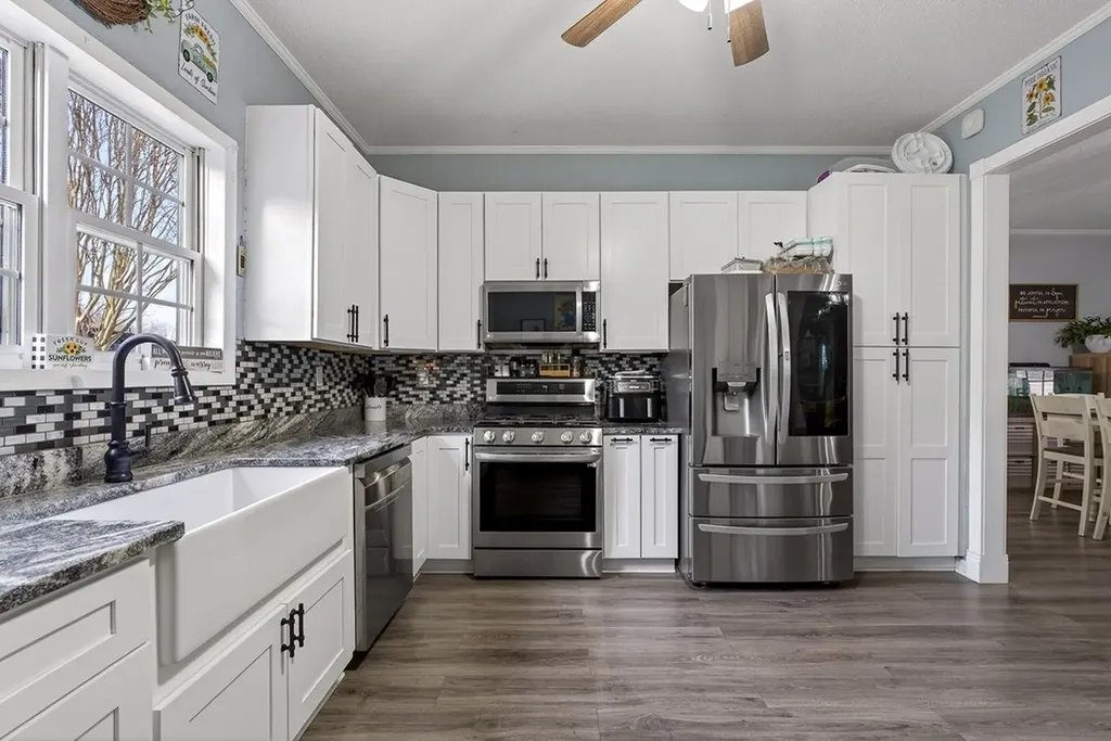 1375 Roberts Matthews Highway Sparta TN 38583