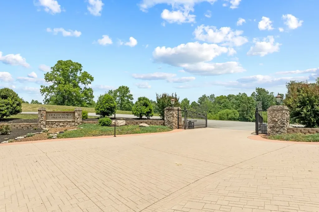 Lot 65 Holly Bend Drive Byrdstown TN 38549