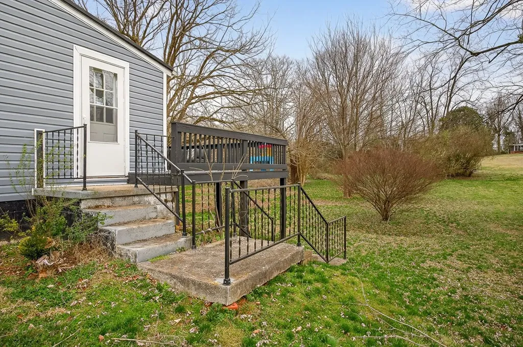 119 Woodland Street Livingston TN 38570