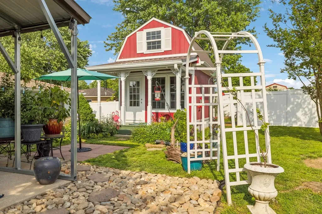 604 College Avenue E Carthage TN 37030